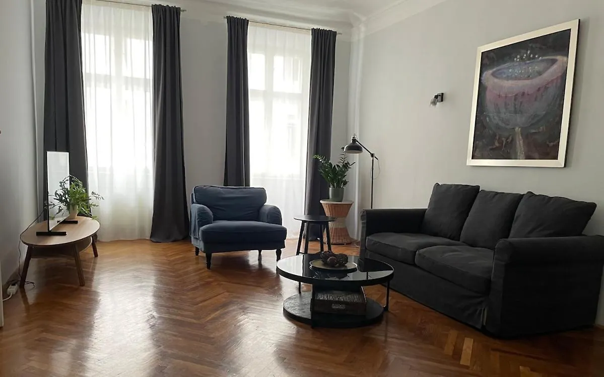 Historical Flair Apartment With Two Bedrooms Vienna Austria